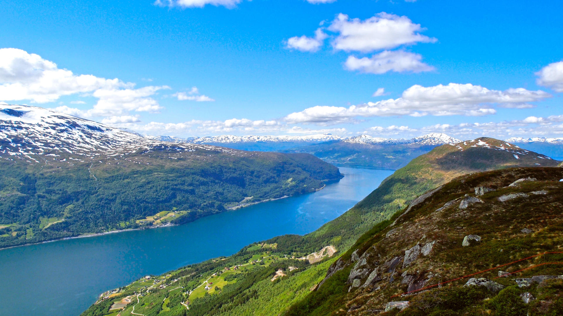 shutterstock 787051132 - Norway